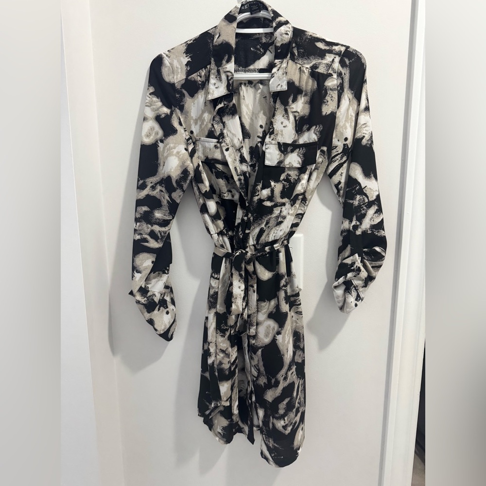 Black and Cream Abstract Print Dress!